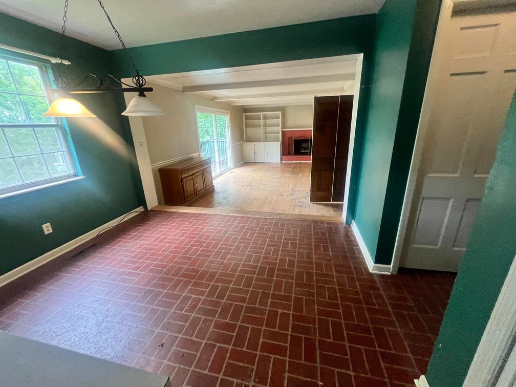 Image for SOLD $77,000 - 4 Bedroom in Parkersburg’s North Hills Estates Ideal for a Remodel or Flip