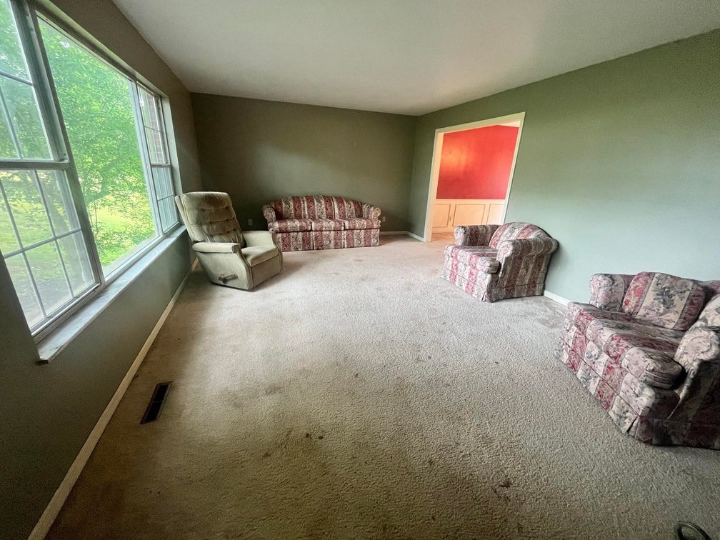 Image for SOLD $77,000 - 4 Bedroom in Parkersburg’s North Hills Estates Ideal for a Remodel or Flip