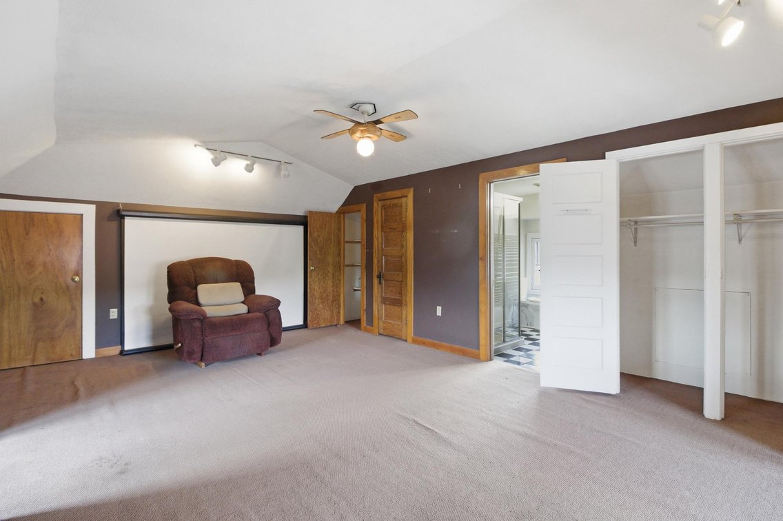 Image for SOLD $225,000 - 4 Bedroom Broad Oaks Home