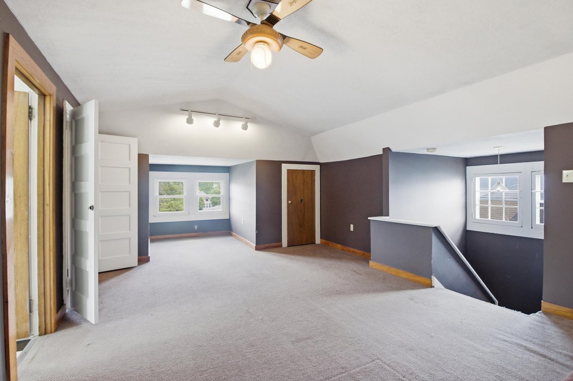 Image for SOLD $225,000 - 4 Bedroom Broad Oaks Home