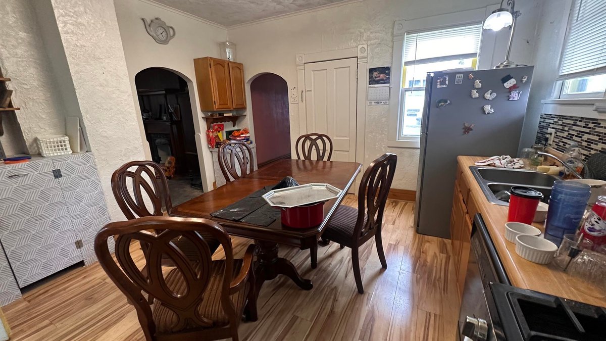 Image for SOLD $71,500 - Spacious 3 Bedroom in a Convenient Fairmont Location