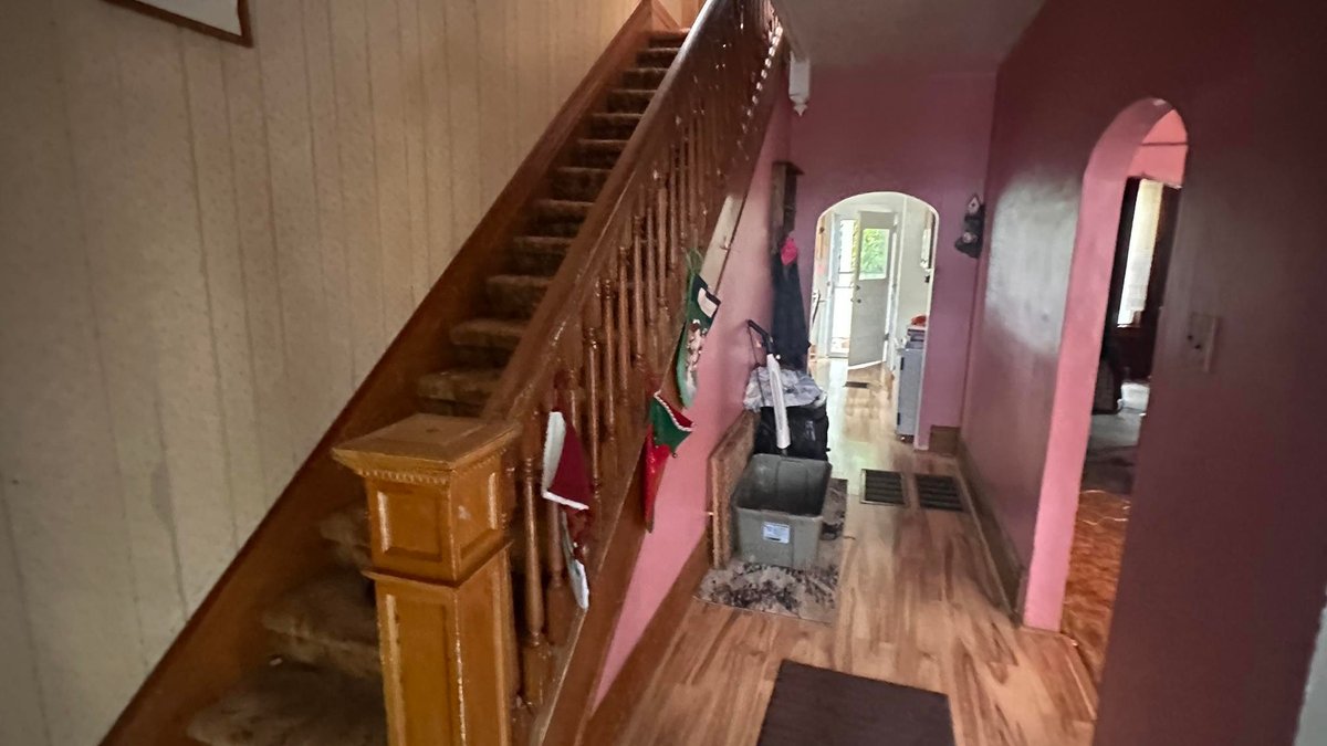 Image for SOLD $71,500 - Spacious 3 Bedroom in a Convenient Fairmont Location