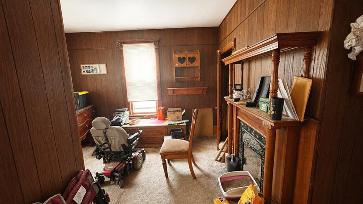 Image for SOLD $71,500 - Spacious 3 Bedroom in a Convenient Fairmont Location