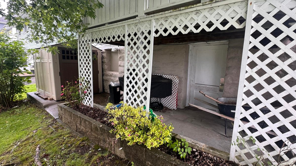 Image for SOLD $71,500 - Spacious 3 Bedroom in a Convenient Fairmont Location