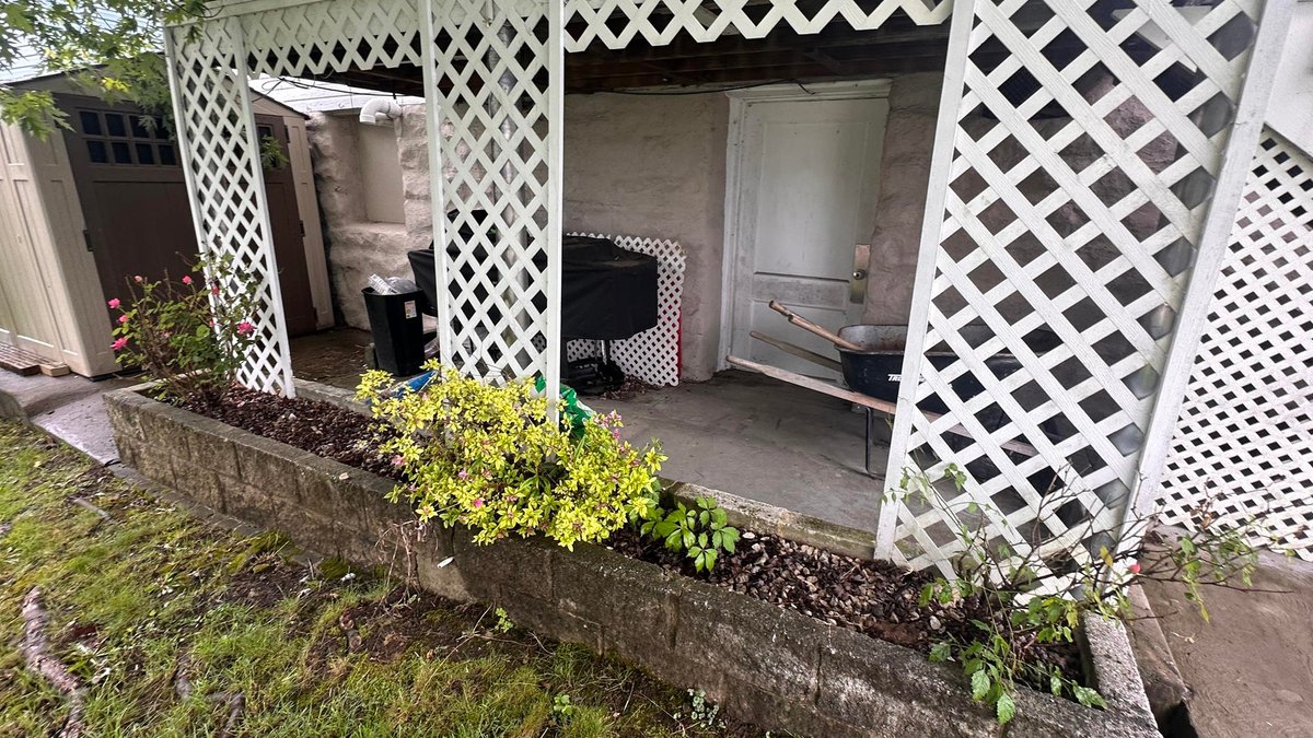 Image for SOLD $71,500 - Spacious 3 Bedroom in a Convenient Fairmont Location