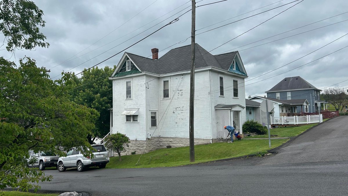 Image for SOLD $71,500 - Spacious 3 Bedroom in a Convenient Fairmont Location