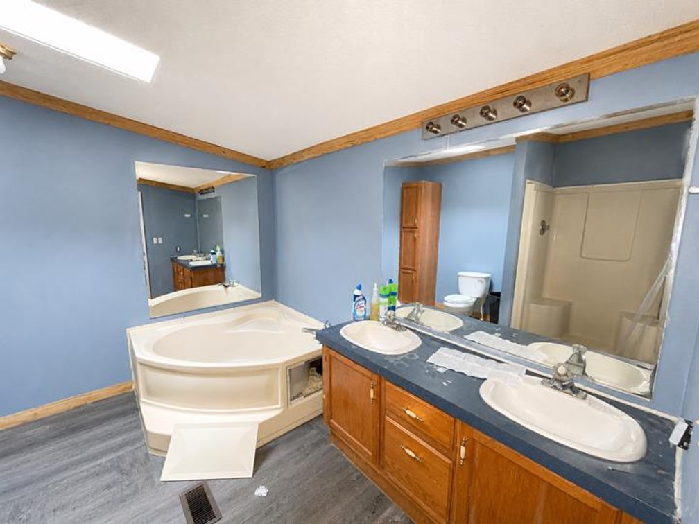 Image for SOLD $50,600 - 3 Bedroom Doublewide on 2 Acres in Inez Selling to the Highest Bidder