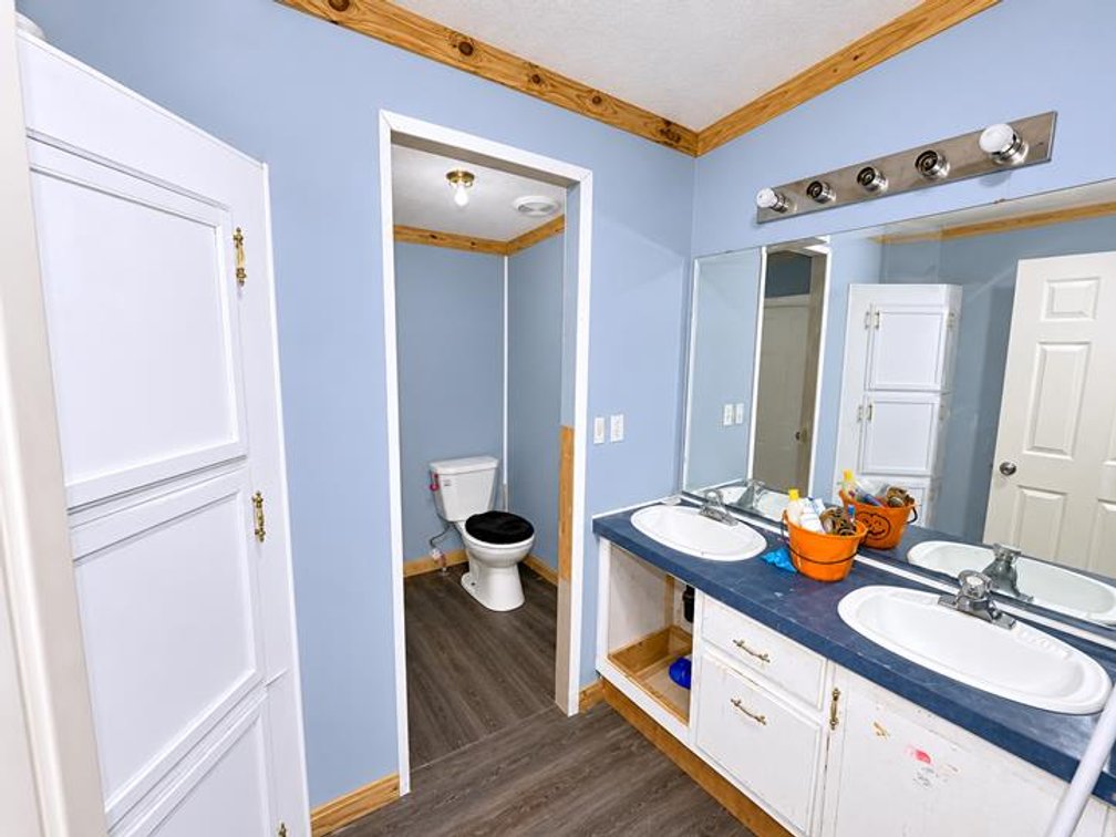 Image for SOLD $50,600 - 3 Bedroom Doublewide on 2 Acres in Inez Selling to the Highest Bidder