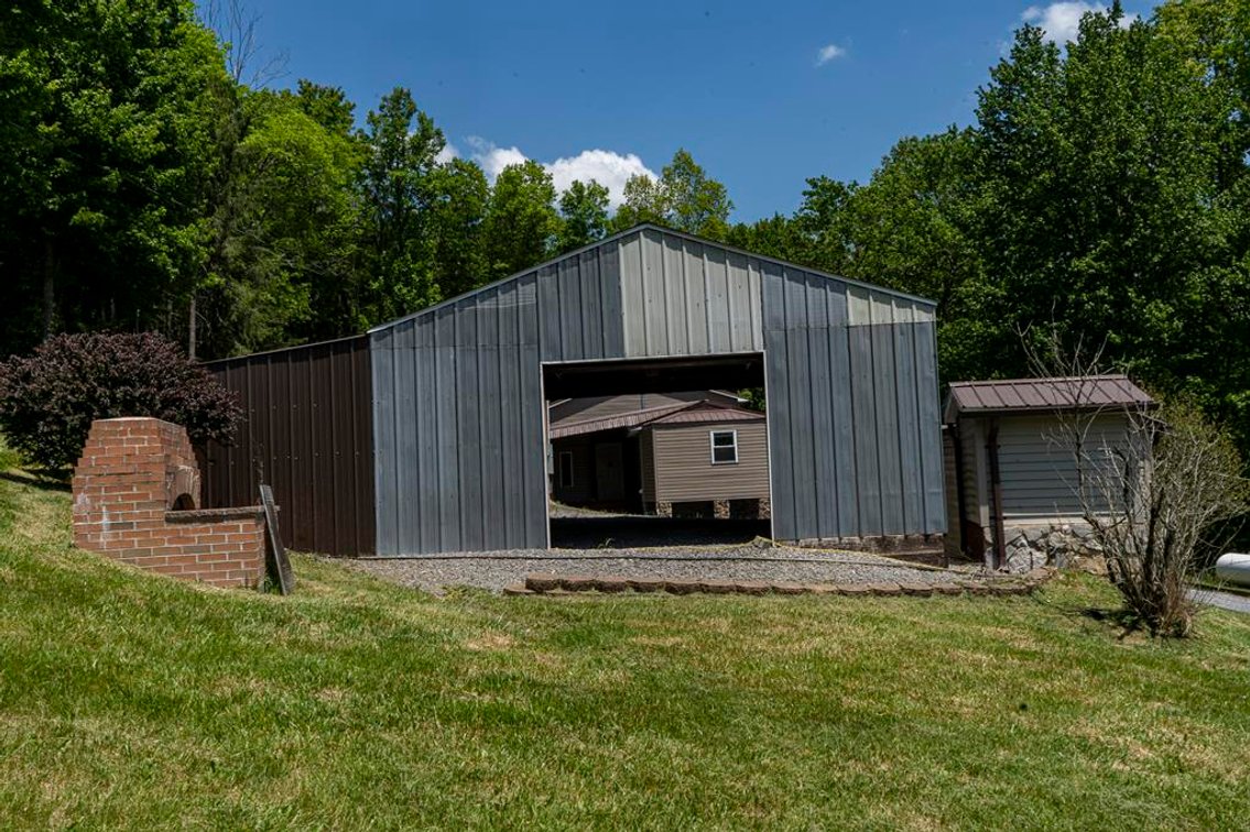 Image for SOLD $283,250 - Exceptional 4 Bedroom on 9.4 Acres in Barbour County