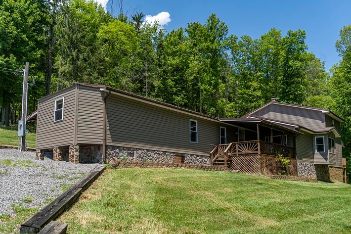 Image for SOLD $283,250 - Exceptional 4 Bedroom on 9.4 Acres in Barbour County