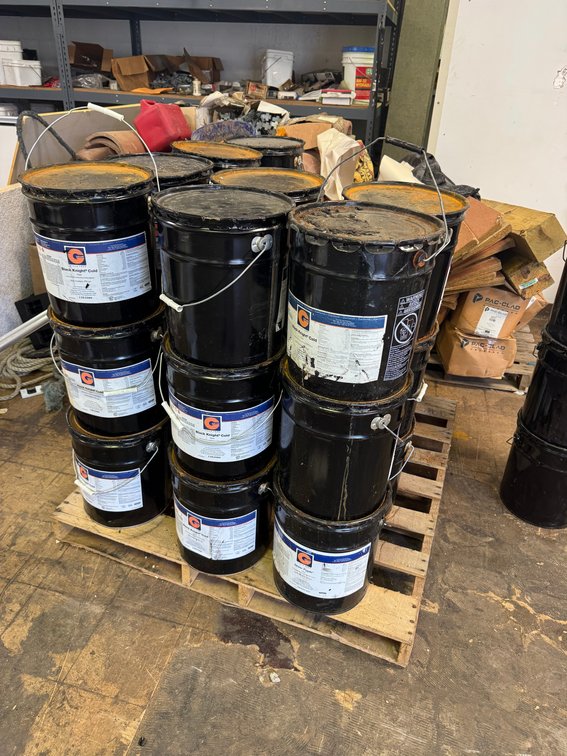 Garland Black Knight Cold roofing adhesive