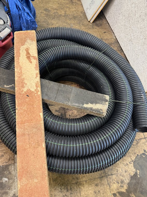 Black Corrugated Drainage Pipe