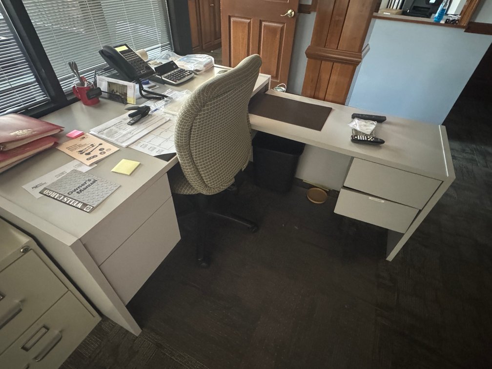 Light Gray L-Shaped Office Desk