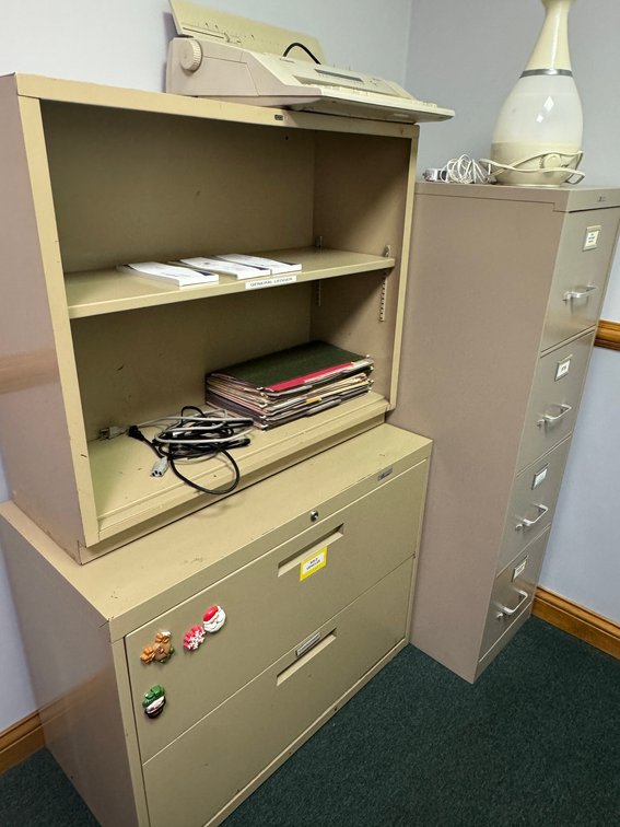 4-Drawer File Cabinet & 2-Drawer Lateral Cabinet