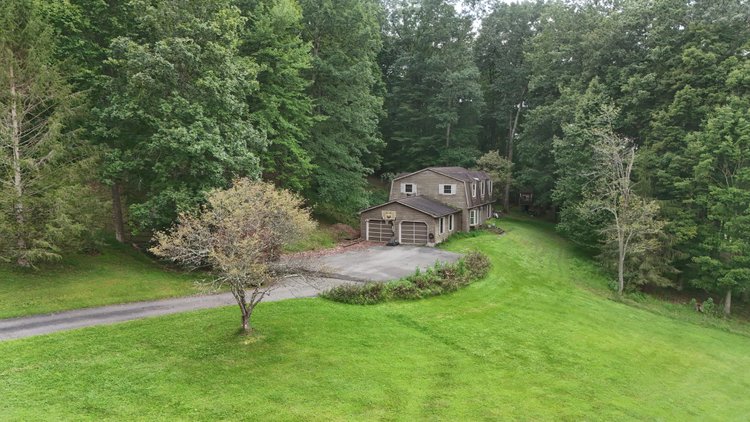 Image for 4 Bedroom on 1.4 Private Acres in Buckhannon