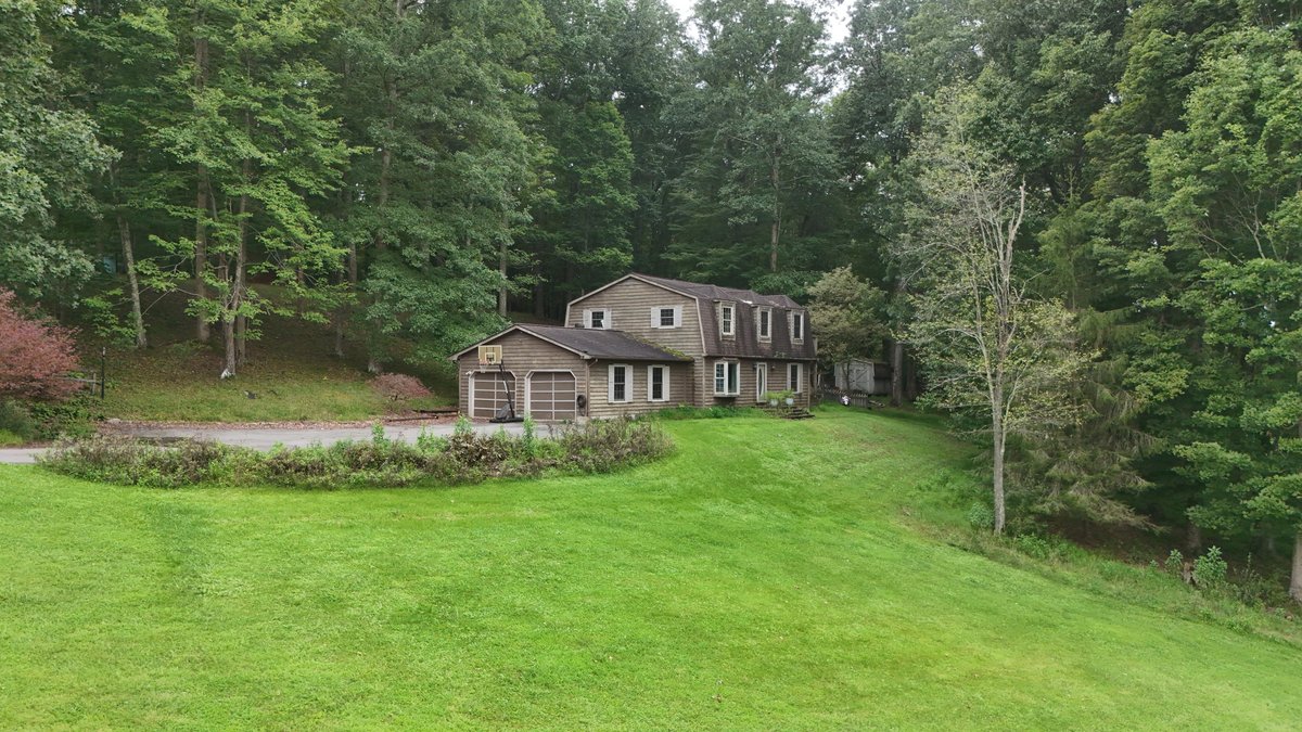 Image for 4 Bedroom on 1.4 Private Acres in Buckhannon