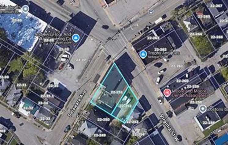 Image for Retail Building with Upstairs Apartments in Charleston