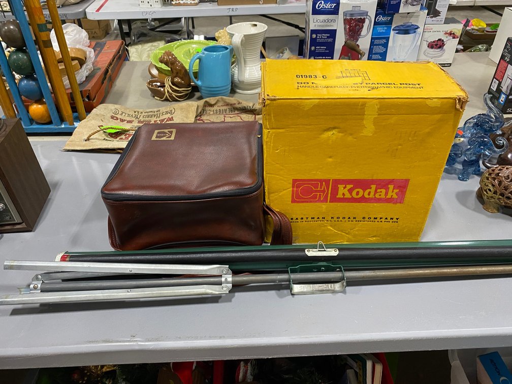 Kodiak Movie Deck 445 Projector and Projector Screen, Kodak Instamatic M85 Movie Projector