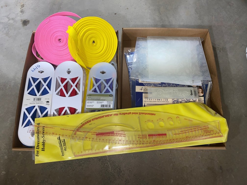 Tailors curve ruler and sewing notions