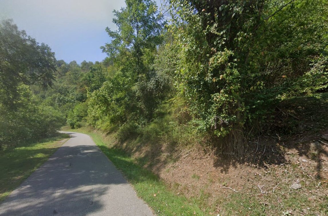 Image for Two Calhoun County Properties Selling to the Highest Bidders