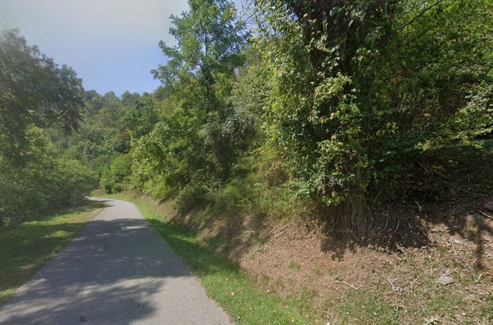 Image for Two Calhoun County Properties Selling to the Highest Bidders