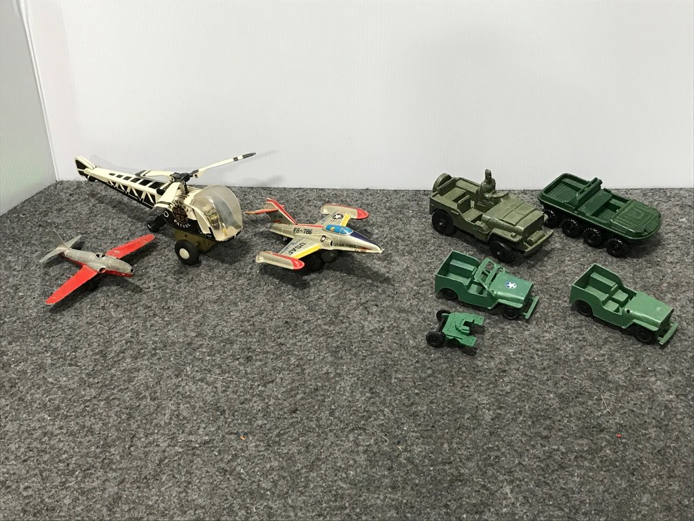 Vintage Military and police toy lot