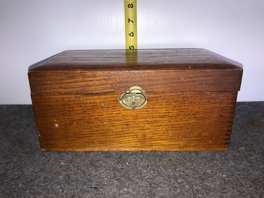 Antique finger Joint Wooden Humidor