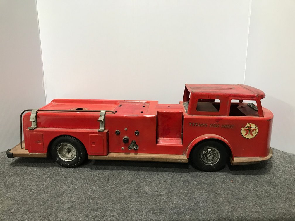 Texaco Fire chief Pressed Steel Truck