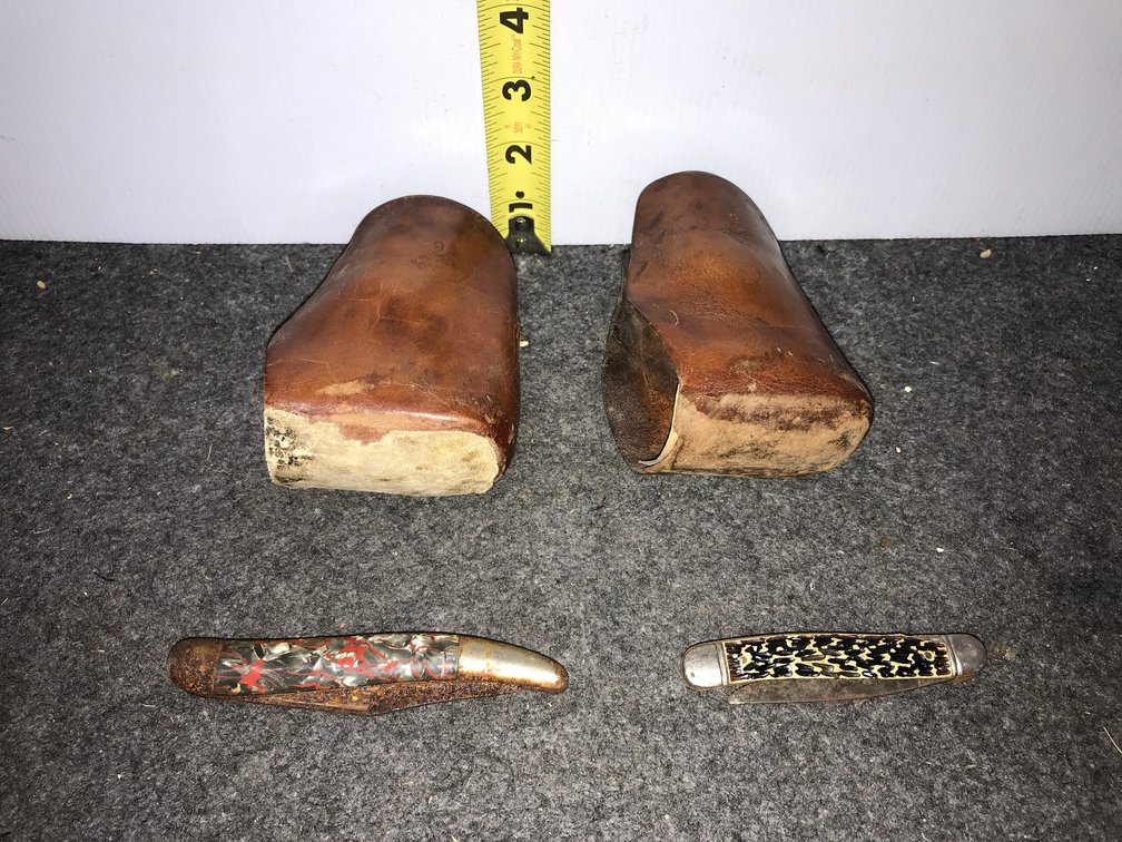 Misc. 2-Old Pocket Knives, a Pair of Cobbler shoe molds