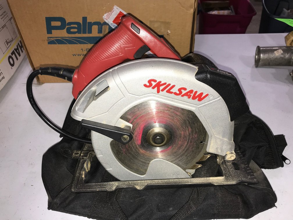 Skill Saw Circular Saw with Carry bag,