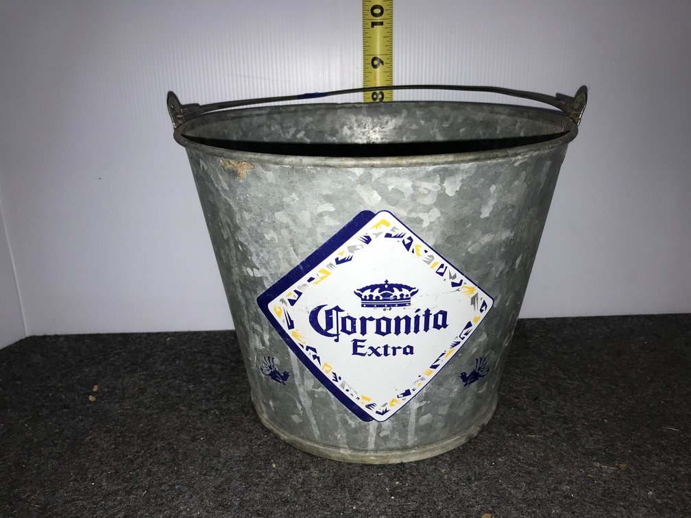 Coronita galvanized pail