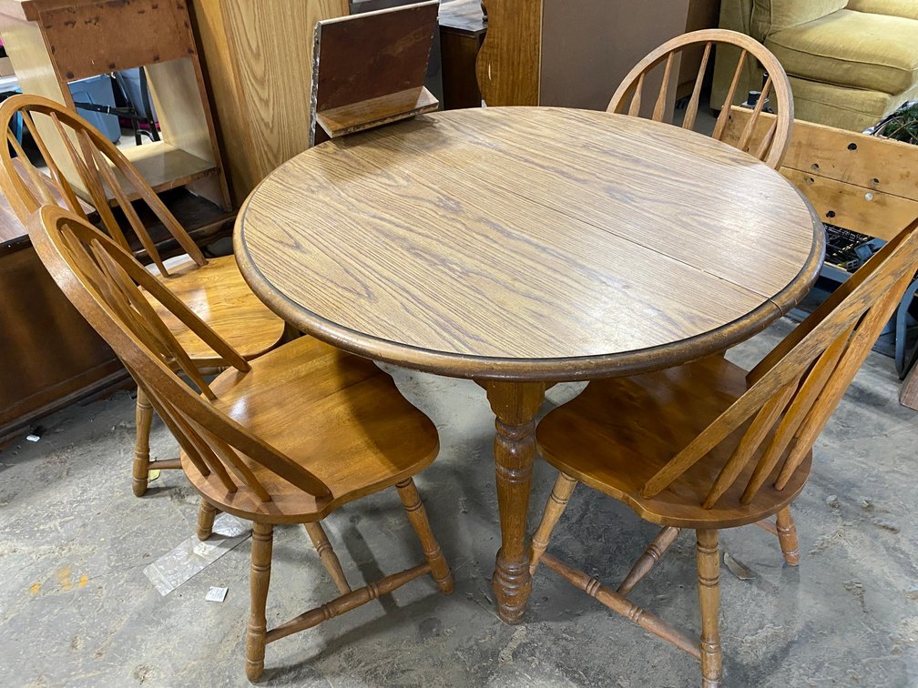 Kitchen Table with 4-Chairs