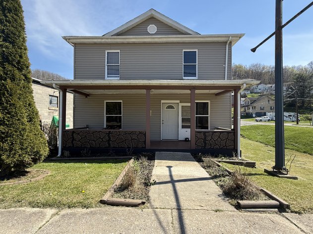 Image for Renovated 3 Bedroom in Bluefield