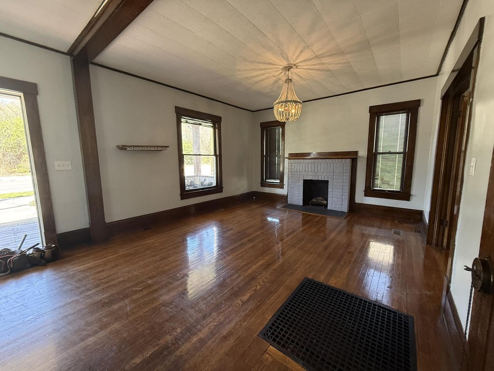 Image for Renovated 3 Bedroom in Bluefield