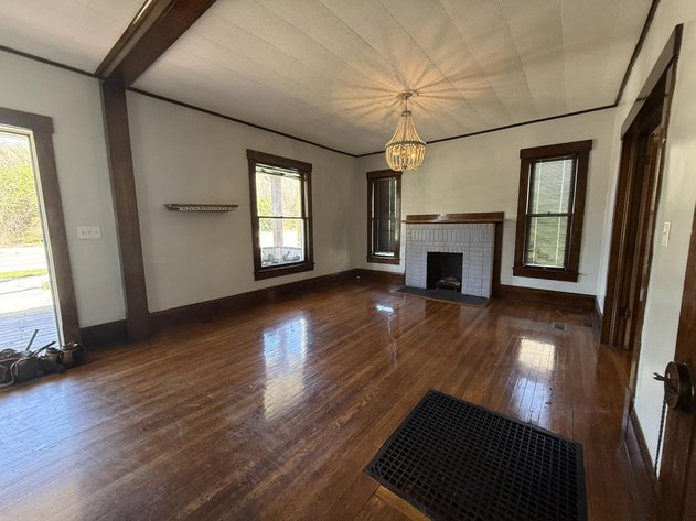 Image for Renovated 3 Bedroom in Bluefield
