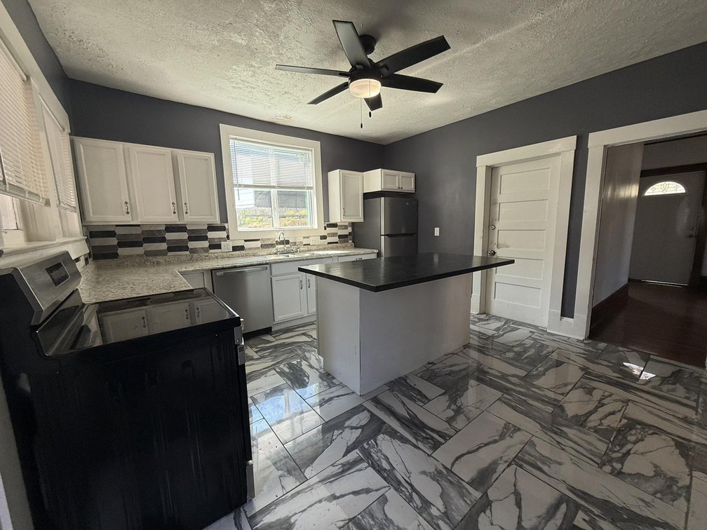 Image for Renovated 3 Bedroom in Bluefield
