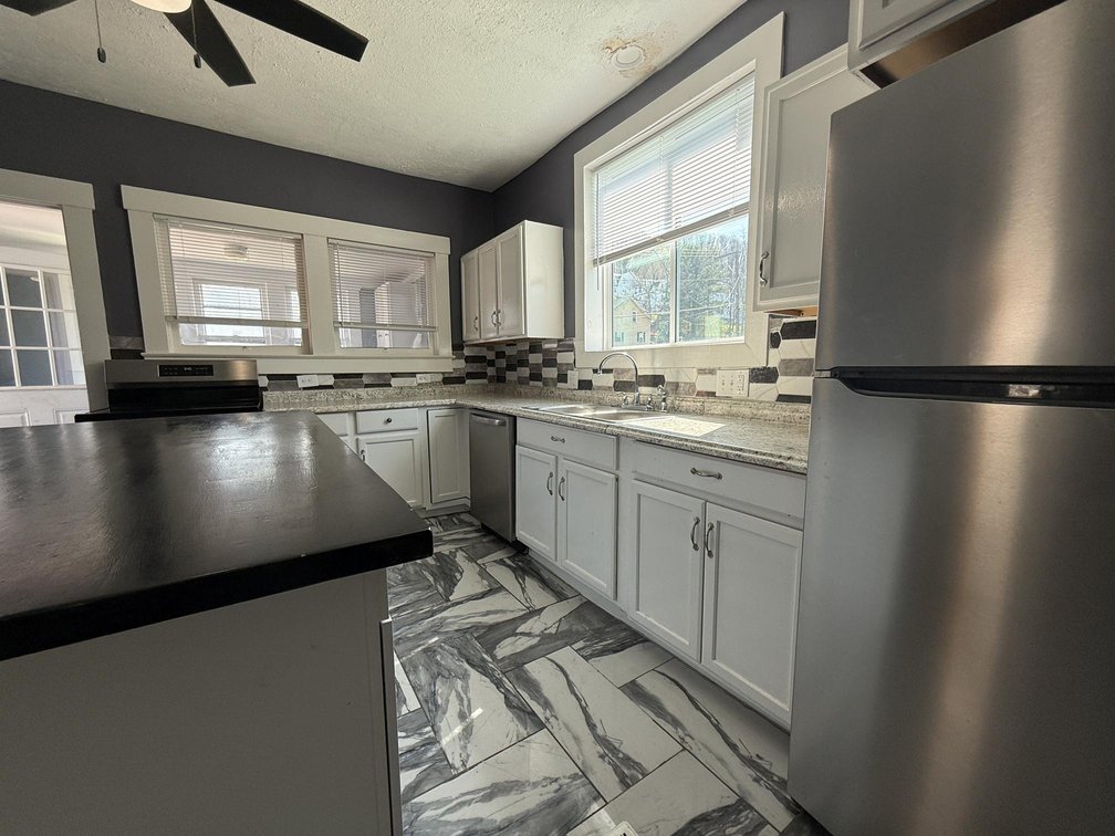 Image for Renovated 3 Bedroom in Bluefield