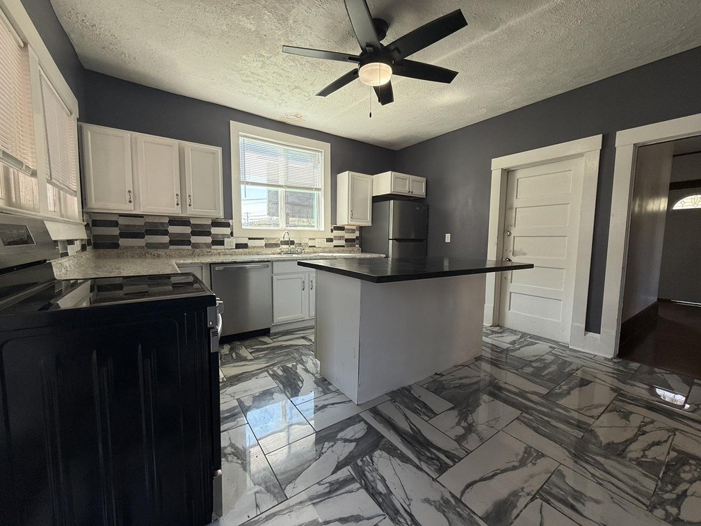 Image for Renovated 3 Bedroom in Bluefield