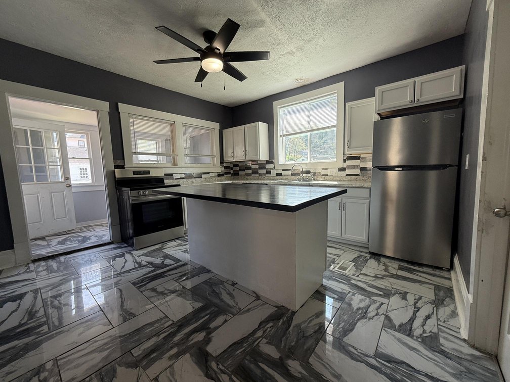 Image for Renovated 3 Bedroom in Bluefield