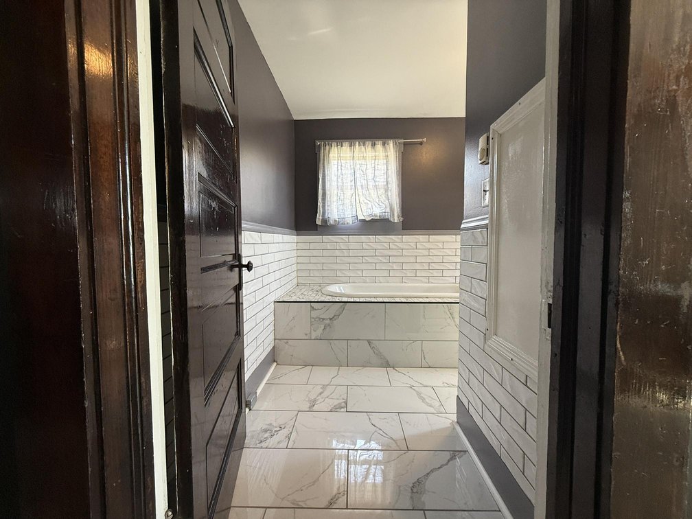 Image for Renovated 3 Bedroom in Bluefield