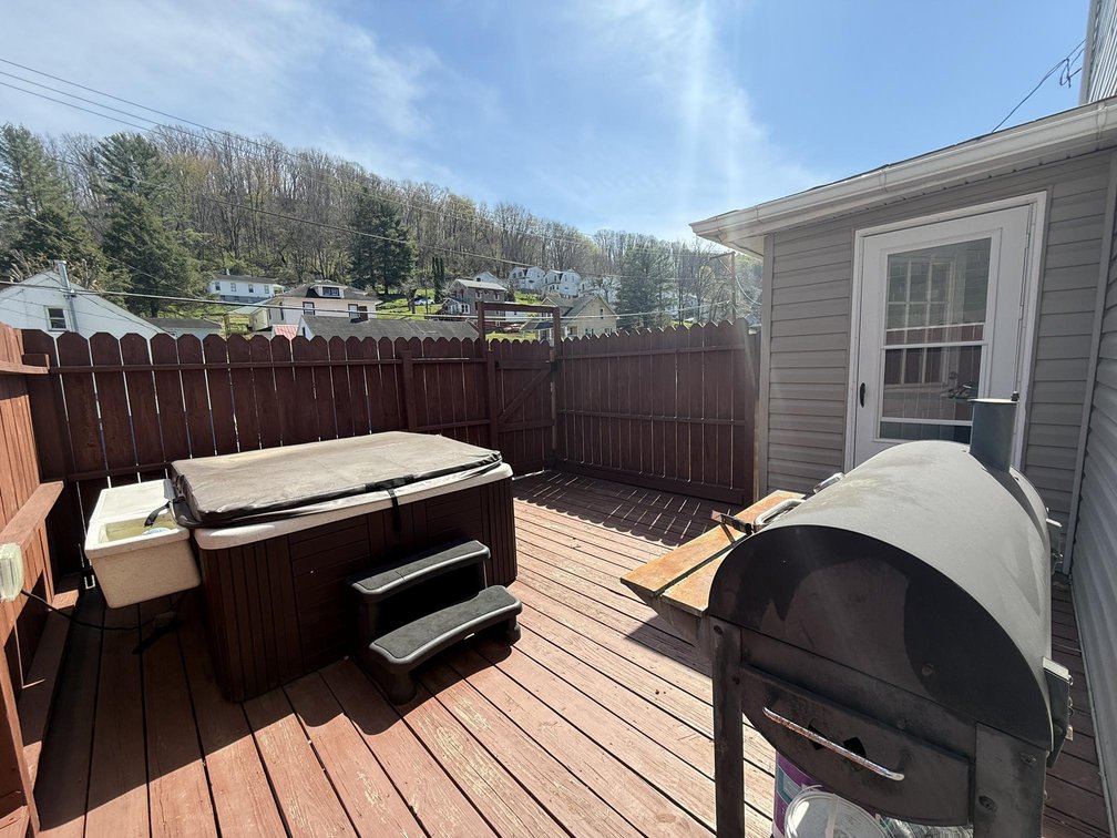Image for Renovated 3 Bedroom in Bluefield