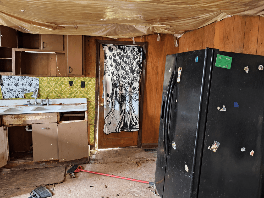 Image for Huntington 3-Bedroom Renovation Property Selling to the Highest Bidder