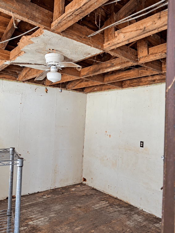 Image for Huntington 3-Bedroom Renovation Property Selling to the Highest Bidder