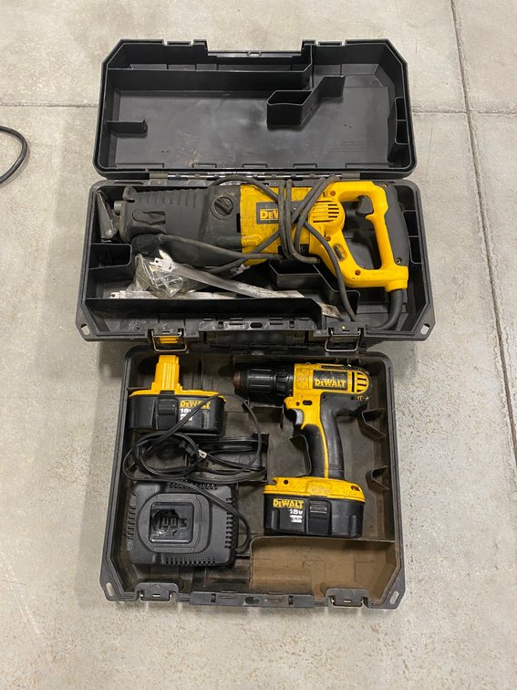 DeWalt sawzall, DeWalt 18 volt drill and charger