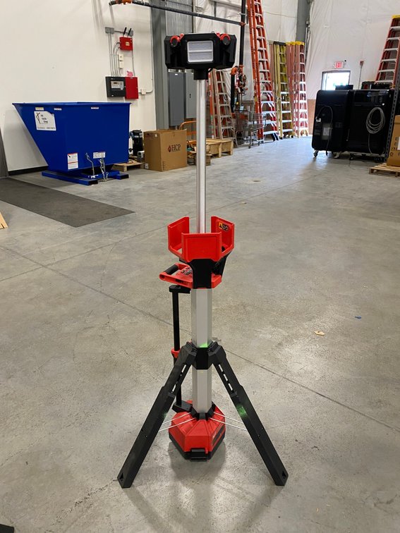 Milwaukee Rocket LED tower light charger