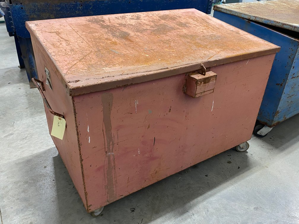 Jobox-49" x 31" x 29"