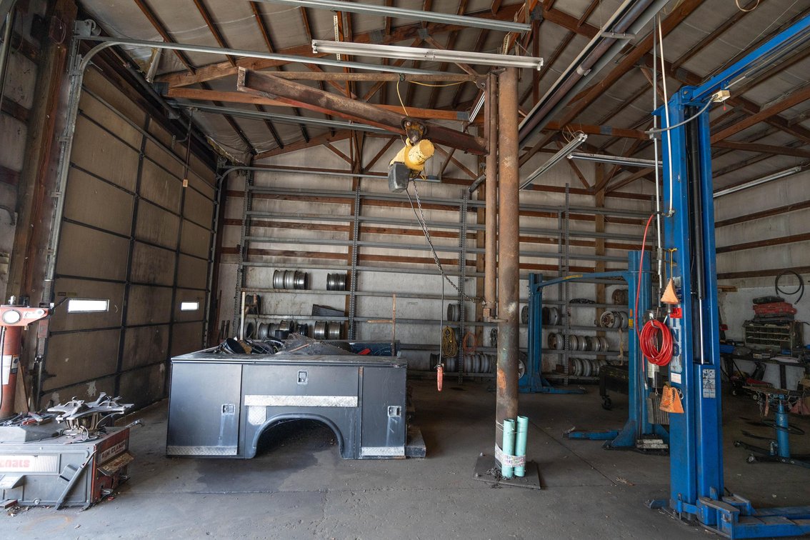 Image for 10+ Acre Commercial Property with Salvage License in Bridgeport