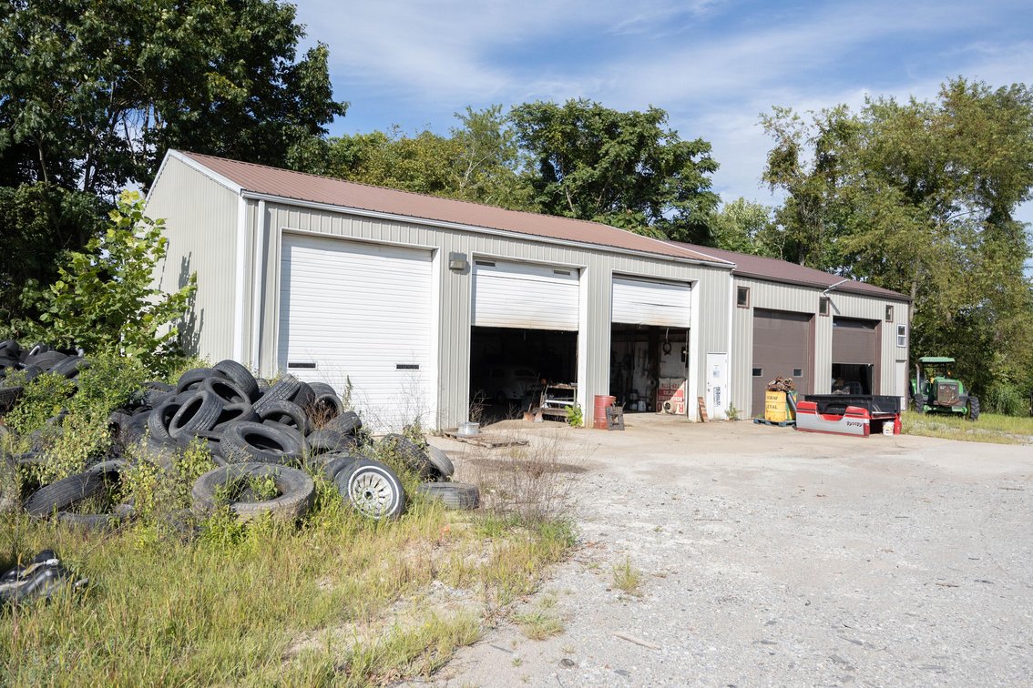 Image for 10+ Acre Commercial Property with Salvage License in Bridgeport