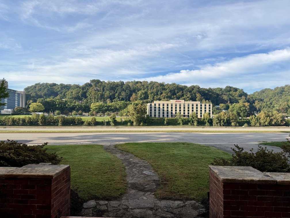Image for Premier Landmark in the Capitol District on Kanawha Blvd