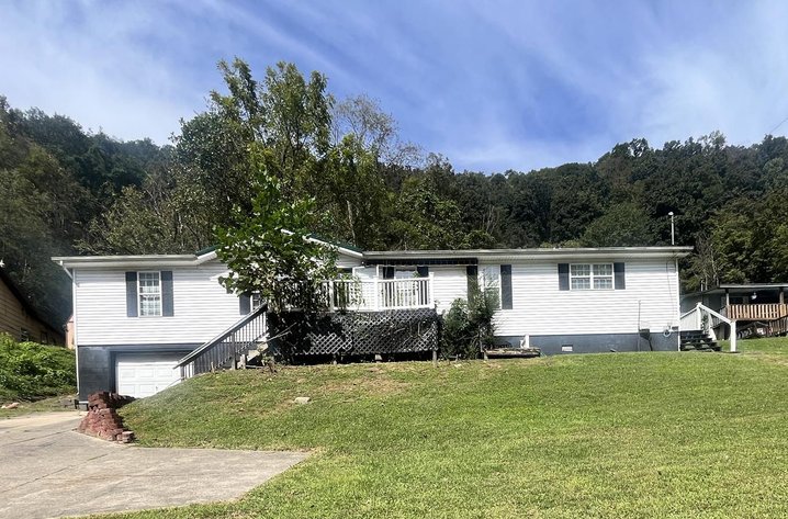Image for 3-Bedroom Home with Garage in Charleston